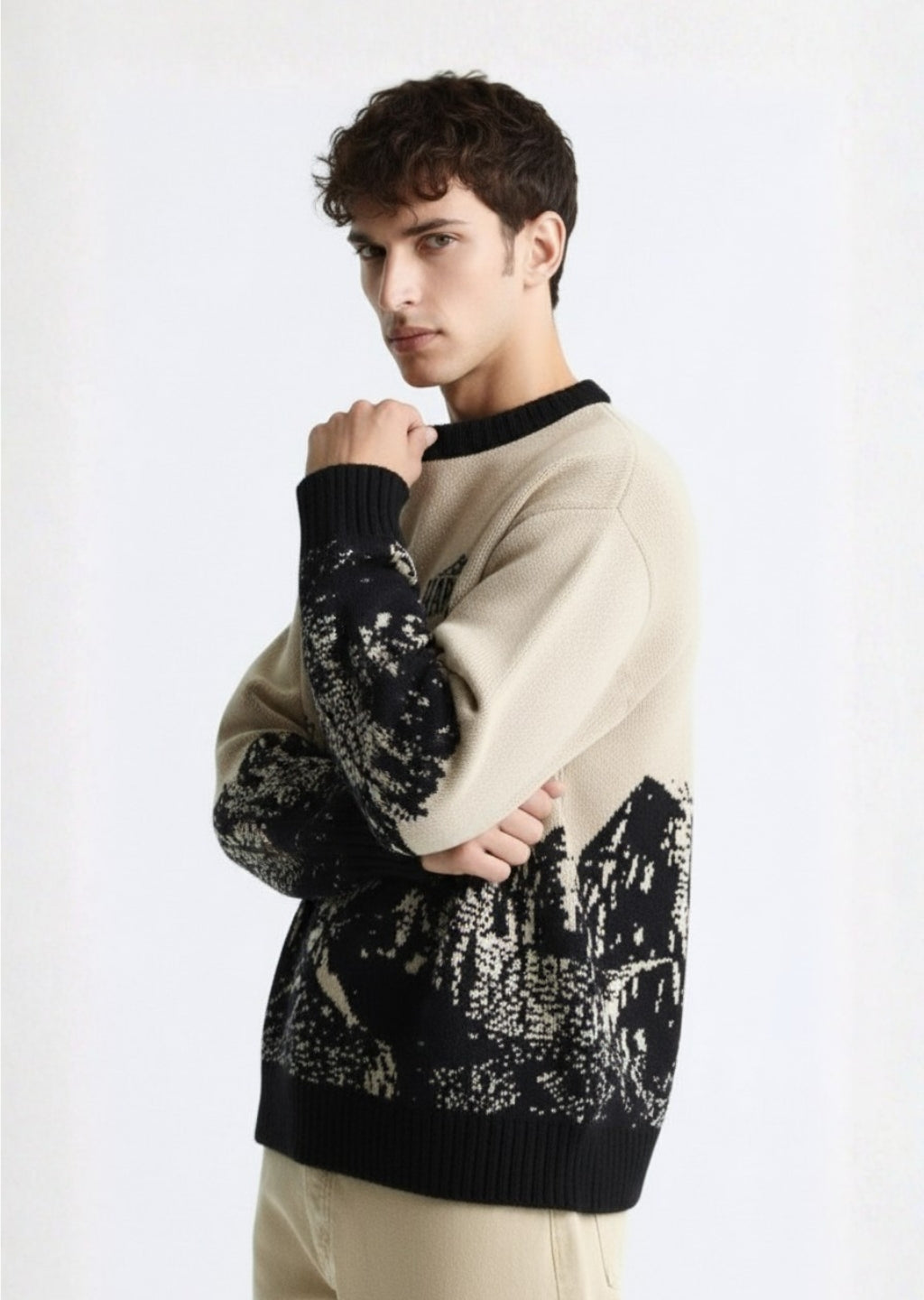 Abstract Knitted Black Sweatshirt